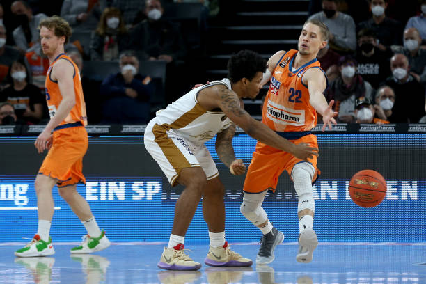 年轻化实践 年轻化实践