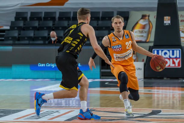 鲁吐布拉的 鲁吐布拉的